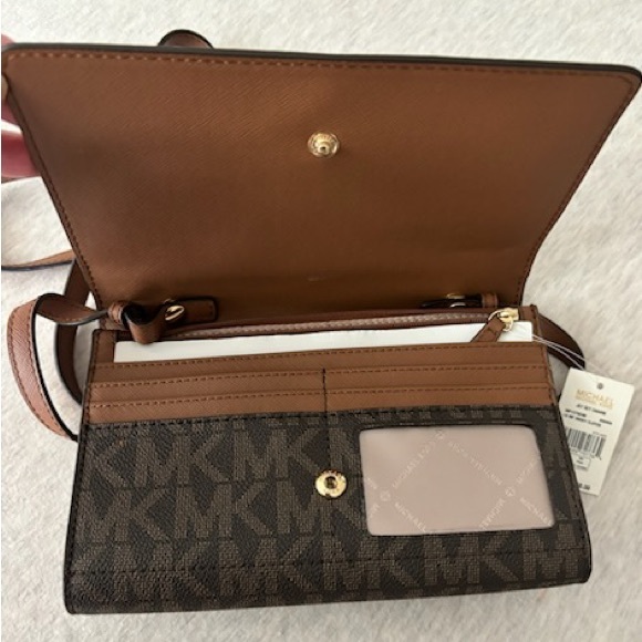 Michael Kors Crossbody/Wallet - Picture 2 of 2